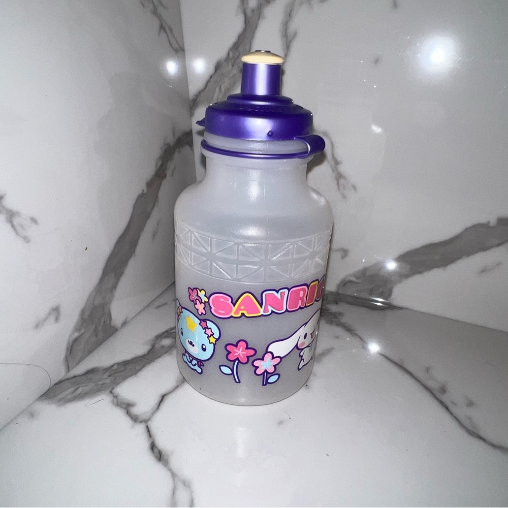 Rare Vintage Sanrio Water bottle Hello Kitty Marshmallow Purple Y2K